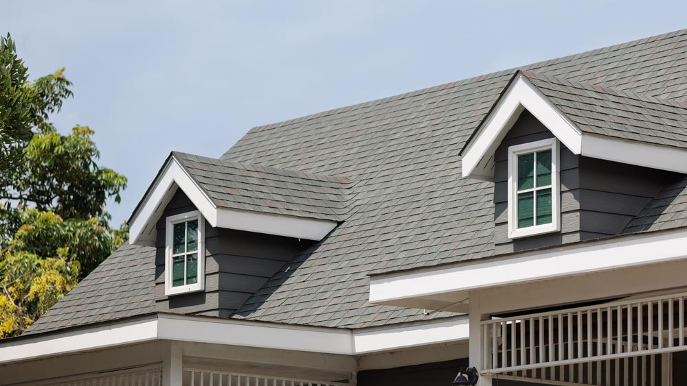 Benefits of Asphalt Shingle Roofs for Your West Michigan Home